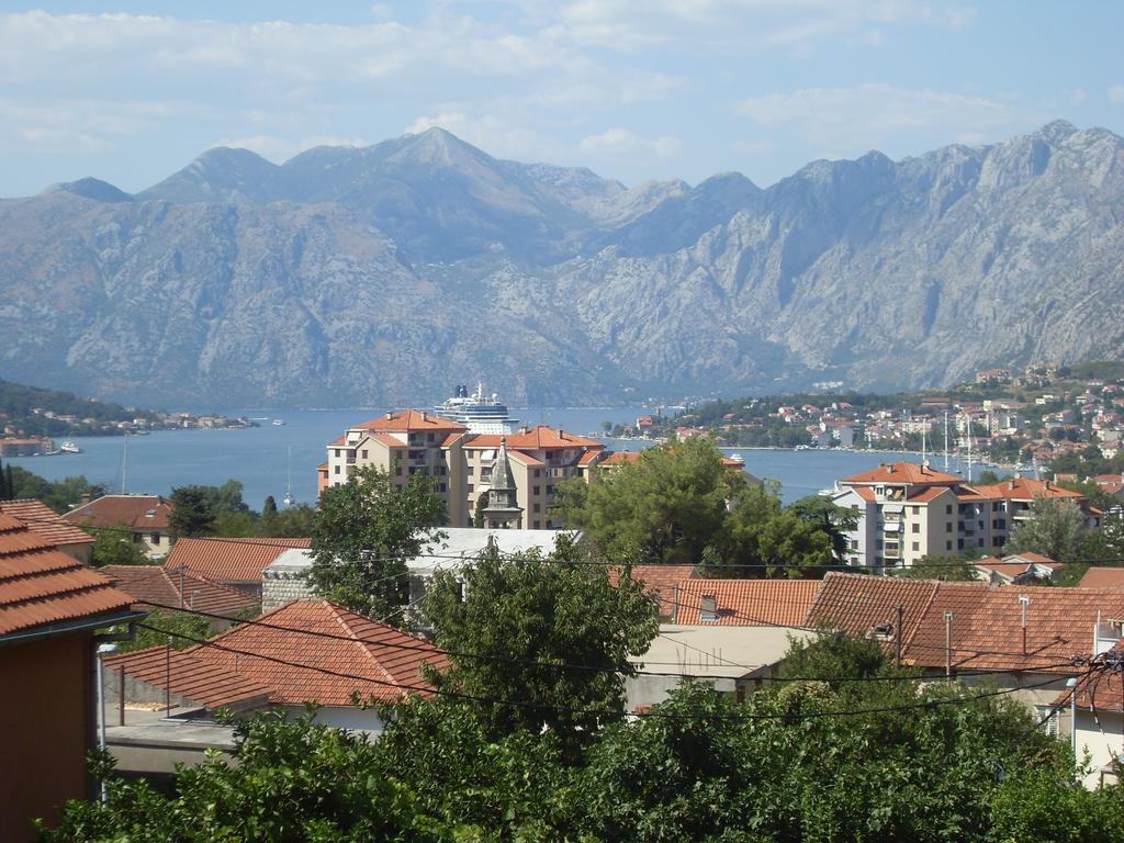 Guest House Sandra Котор Екстер'єр фото