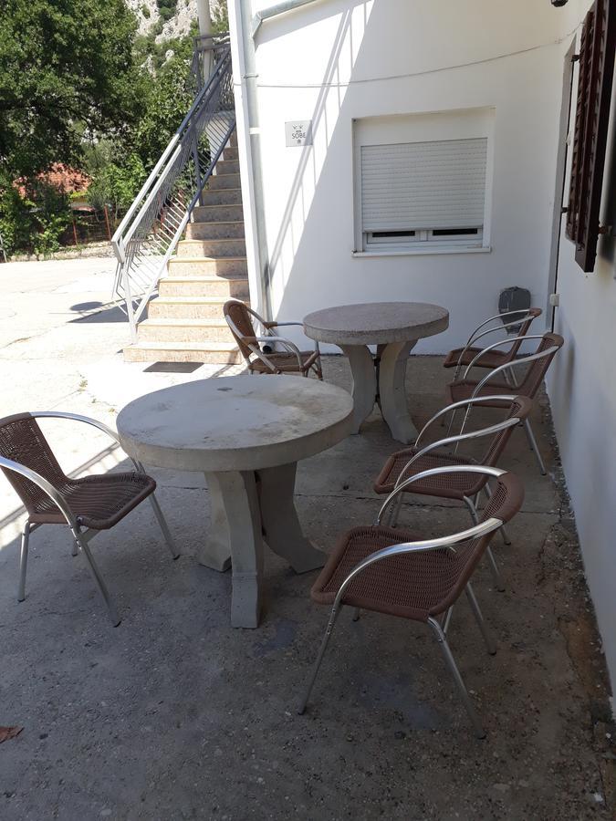 Guest House Sandra Котор Екстер'єр фото